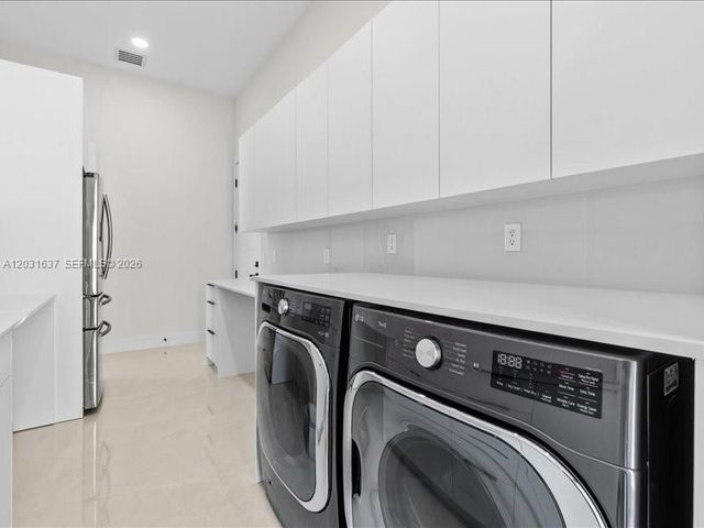337 SW Kestor Dr, Port St. Lucie, FL 34953