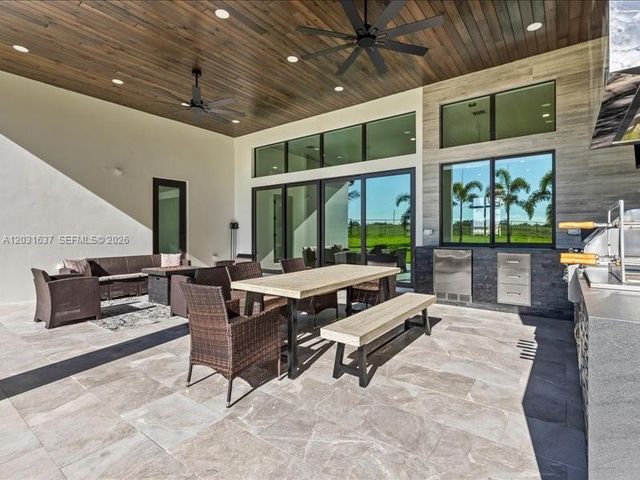 337 SW Kestor Dr, Port St. Lucie, FL 34953