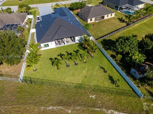 337 SW Kestor Dr, Port St. Lucie, FL 34953
