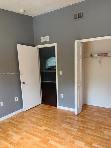 1251 SE 31st Ct 203-54, Homestead, FL 33035