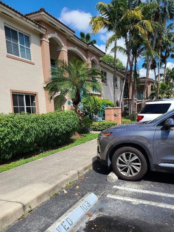 1251 SE 31st Ct 203-54, Homestead, FL 33035