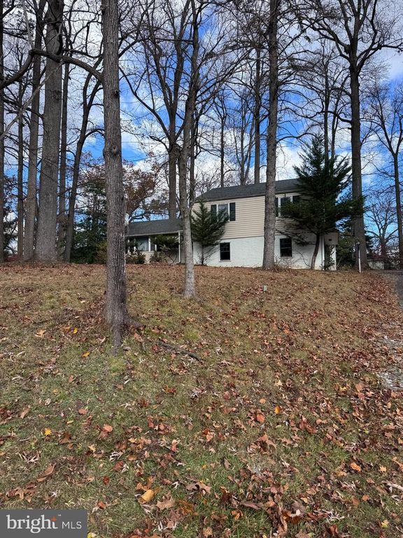 340 BEECHWOOD RD, Berwyn, PA 19312