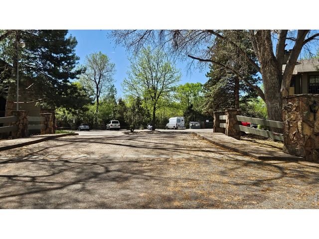 925 Columbia Rd B-212, Fort Collins, CO 80525