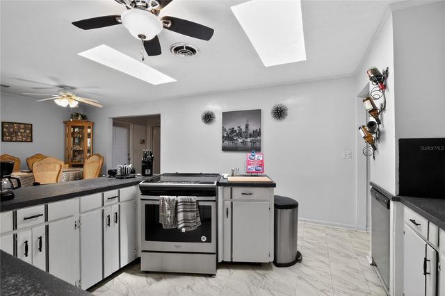 1803 SE 3RD AVENUE, Ocala, FL 34471