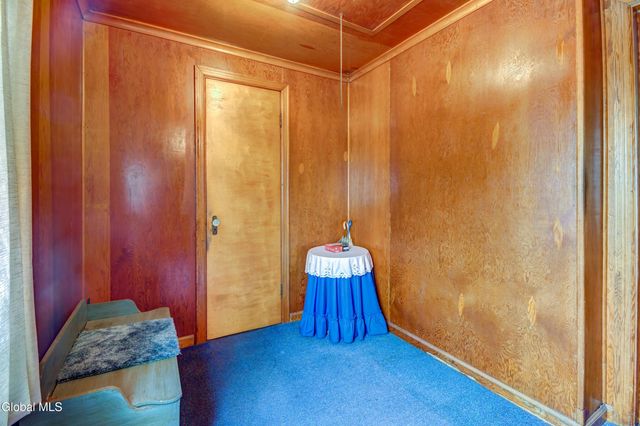 34 Cochrane Avenue, Amsterdam, NY 12010