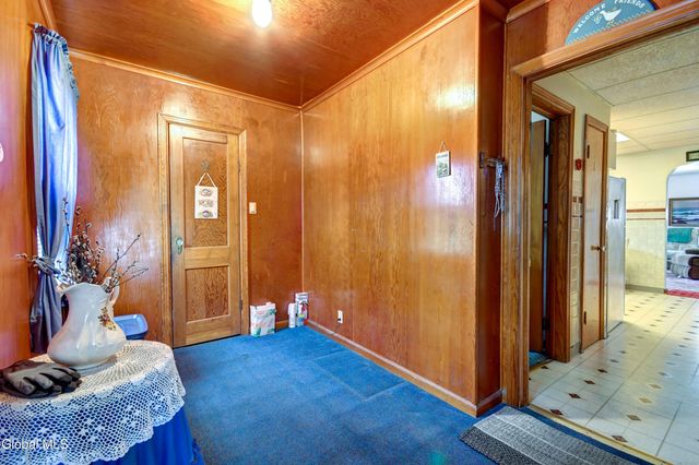 34 Cochrane Avenue, Amsterdam, NY 12010