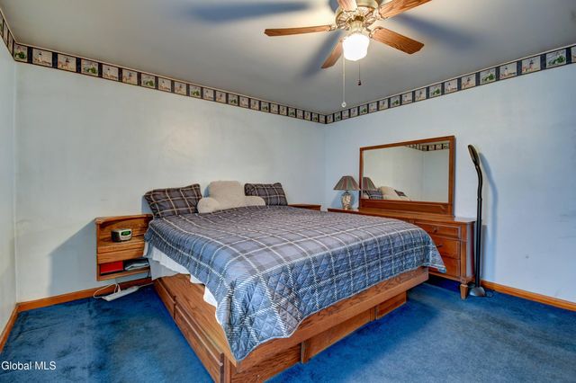 34 Cochrane Avenue, Amsterdam, NY 12010