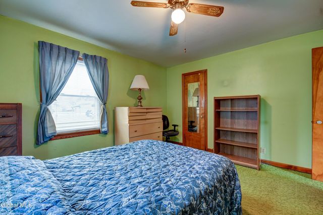 34 Cochrane Avenue, Amsterdam, NY 12010