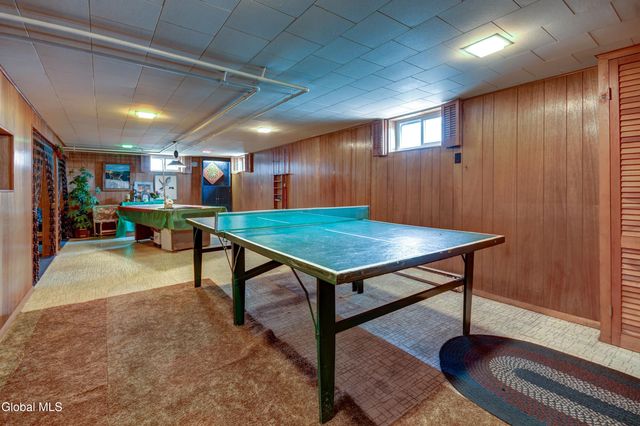 34 Cochrane Avenue, Amsterdam, NY 12010