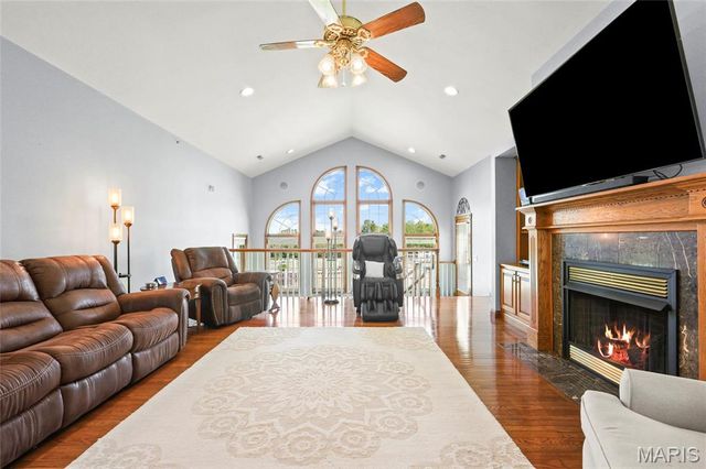1211 Victoria Crossing, Festus, MO 63028
