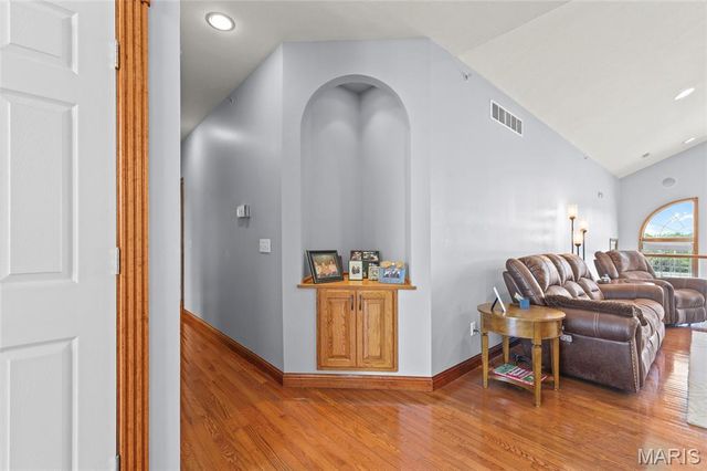 1211 Victoria Crossing, Festus, MO 63028