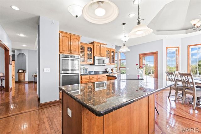 1211 Victoria Crossing, Festus, MO 63028