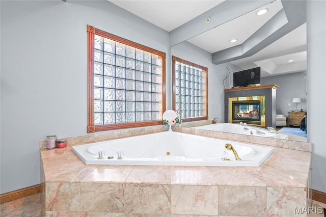1211 Victoria Crossing, Festus, MO 63028