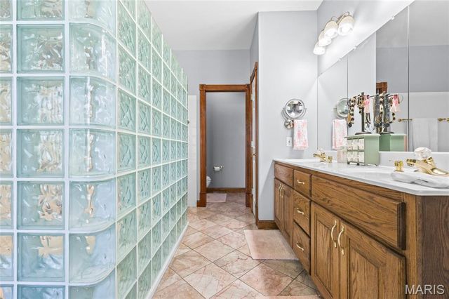 1211 Victoria Crossing, Festus, MO 63028