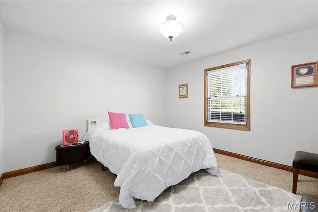 1211 Victoria Crossing, Festus, MO 63028