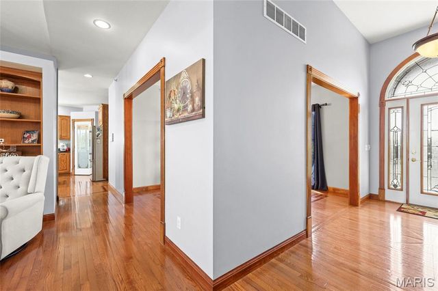 1211 Victoria Crossing, Festus, MO 63028