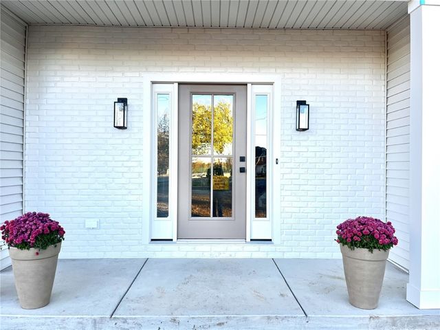 9767 Greiner Road, Clarence, NY 14031