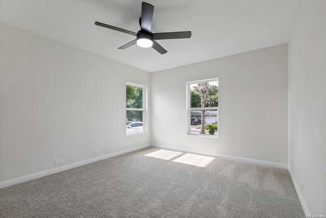 611 BASSWOOD DR, San Antonio, TX 78213