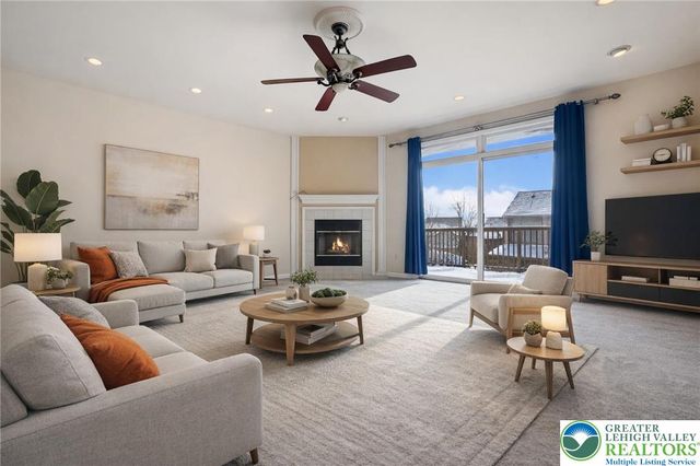 1652 Harding Circle, Whitehall Twp, PA 18052