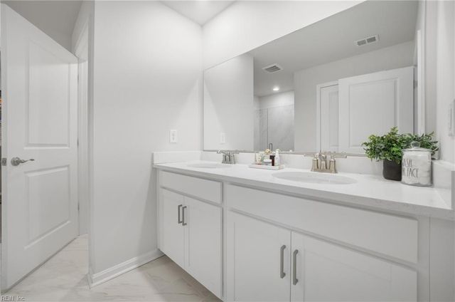 192 Royal Blackheath CV, Smithfield, VA 23430