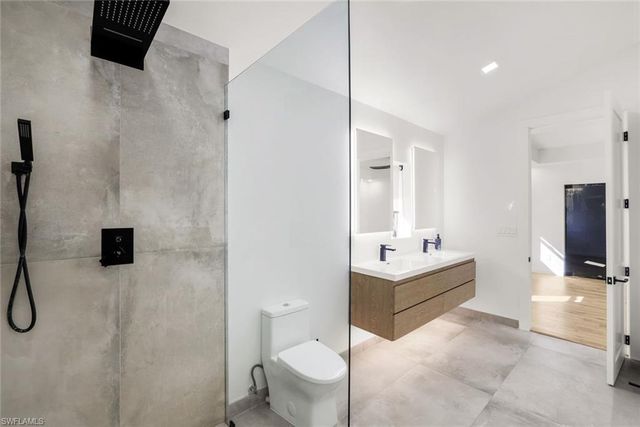 10771 6th ST, Naples, FL 34108