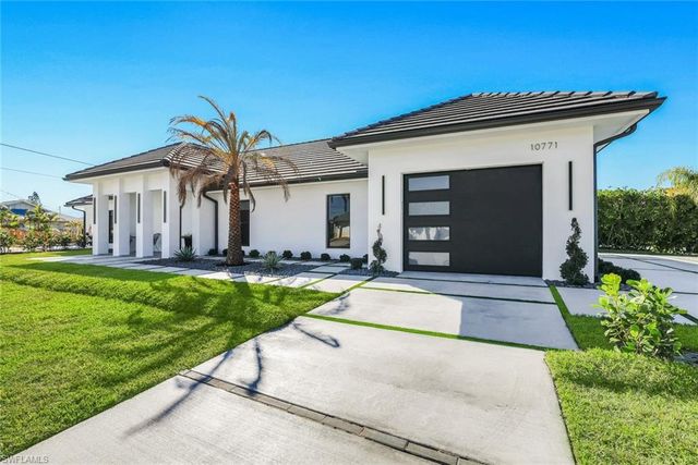 10771 6th ST, Naples, FL 34108