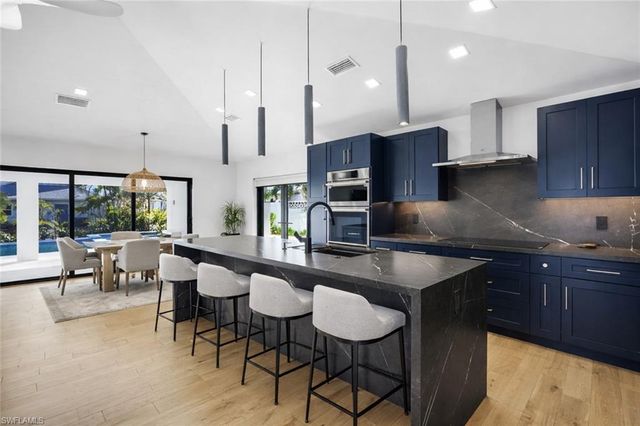 10771 6th ST, Naples, FL 34108