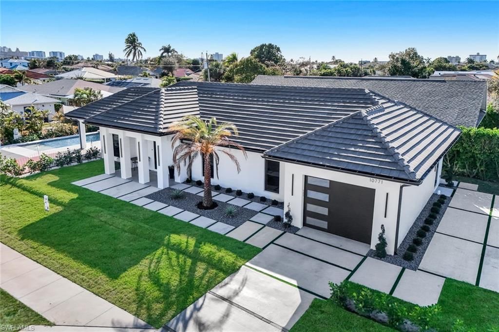 10771 6th ST, Naples, FL 34108