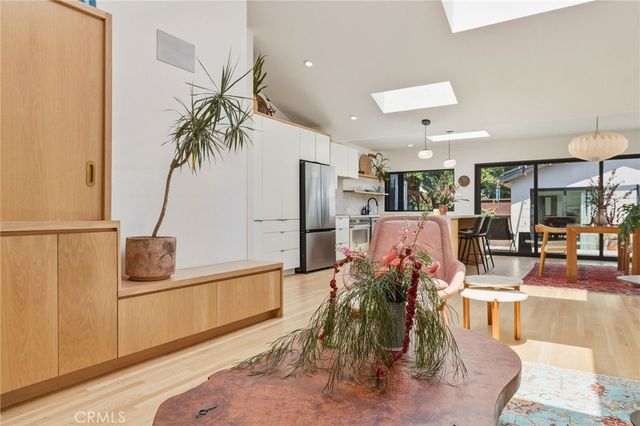 3536 Federal Avenue, Los Angeles, CA 90066