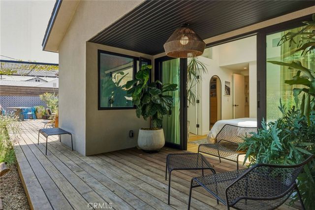 3536 Federal Avenue, Los Angeles, CA 90066