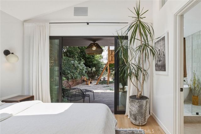 3536 Federal Avenue, Los Angeles, CA 90066