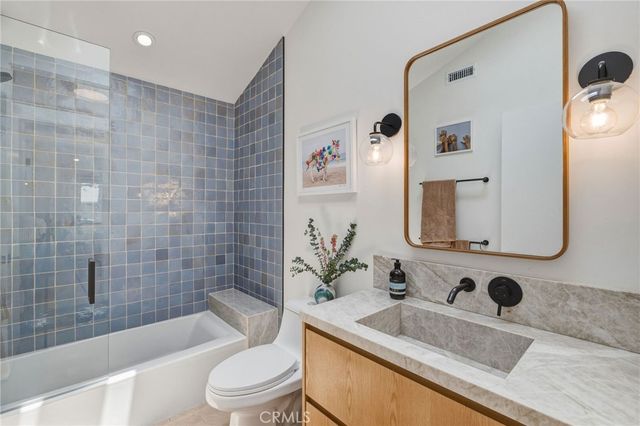 3536 Federal Avenue, Los Angeles, CA 90066