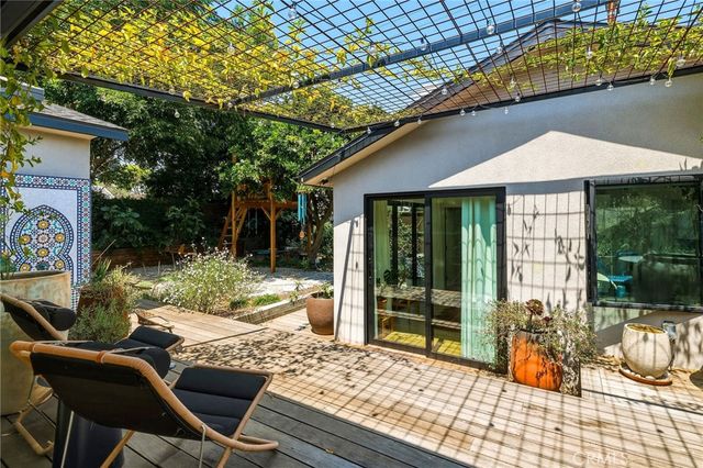 3536 Federal Avenue, Los Angeles, CA 90066