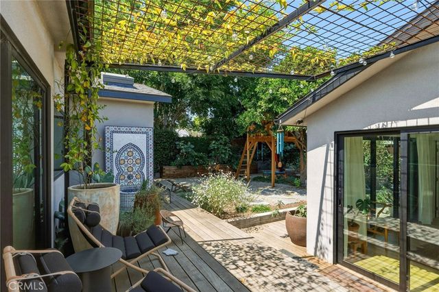 3536 Federal Avenue, Los Angeles, CA 90066