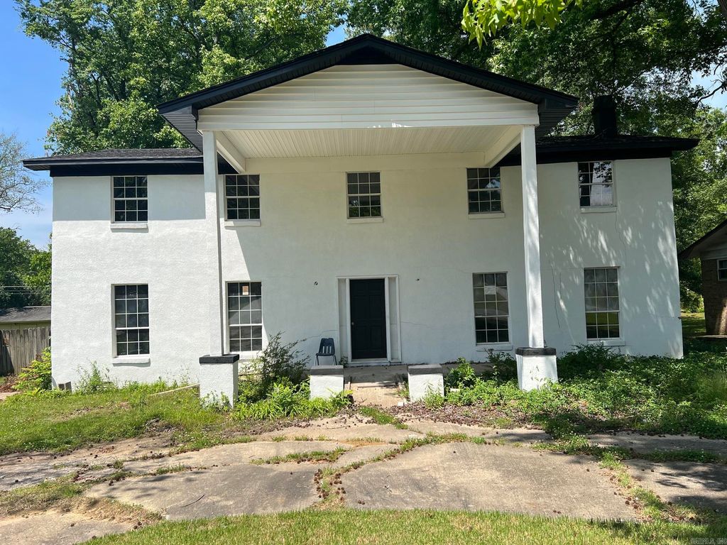 1004 Jeff Davis, Jacksonville, AR 72076
