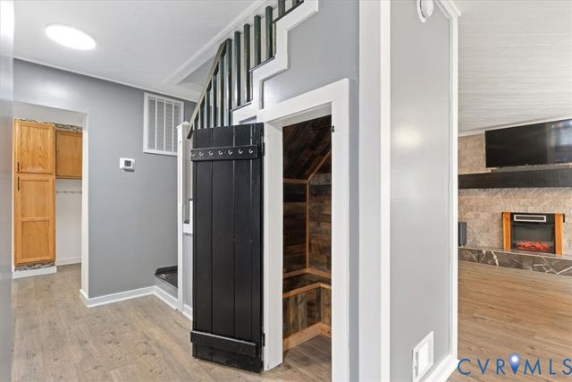 515 S Lakeshore Dr, Louisa, VA 23093