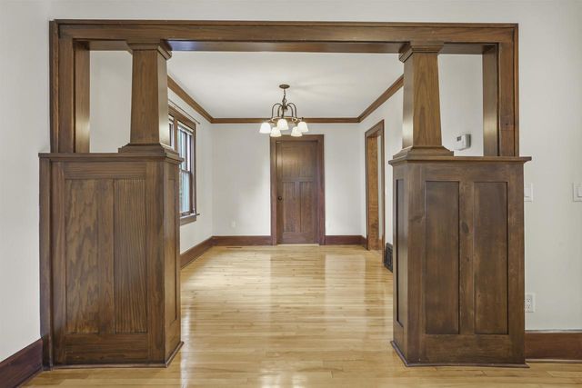 1812 Middleton Street, Middleton, WI 53562
