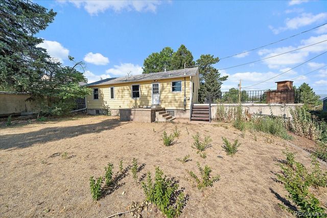 1010 S Eaton Street, Lakewood, CO 80226