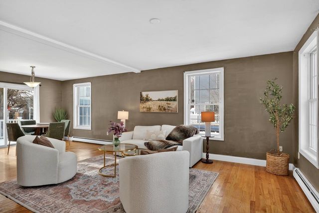 48 Greenleaf Street, Manchester, NH 03103