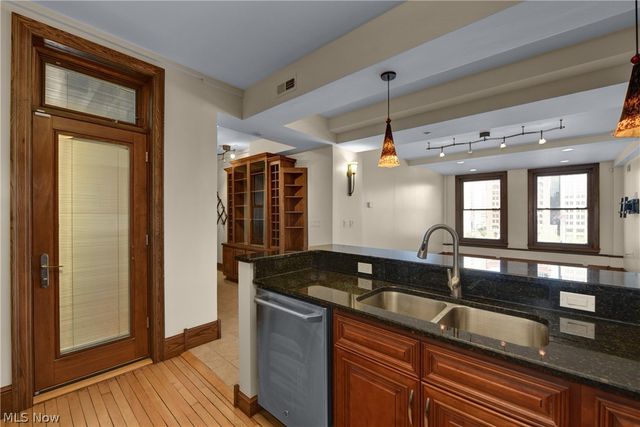 140 Public Square 403, Cleveland, OH 44114