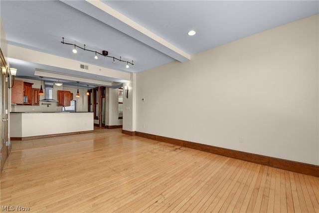 140 Public Square 403, Cleveland, OH 44114