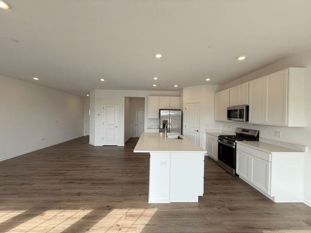 604 Cassia Court 604, Crystal Lake, IL 60012