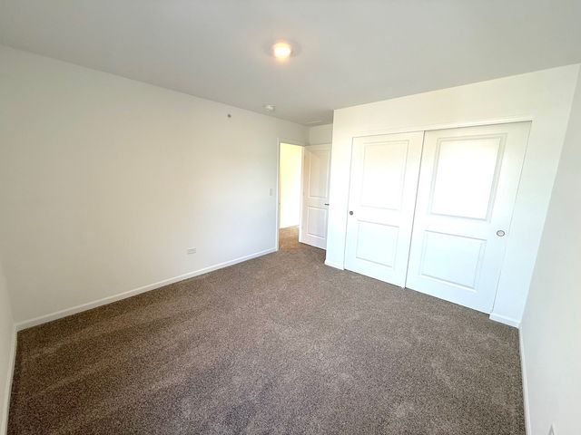 604 Cassia Court 604, Crystal Lake, IL 60012