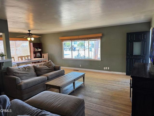 12104 Topa Lane, Santa Paula, CA 93060