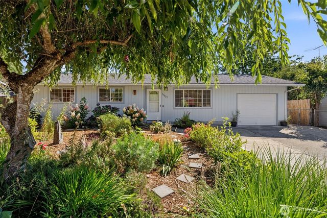 15827 NE 110th Street, Redmond, WA 98052