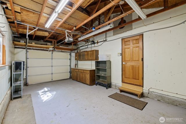 15827 NE 110th Street, Redmond, WA 98052