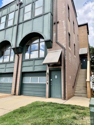 172 Rail Crossing Lane, Charlotte, NC 28209