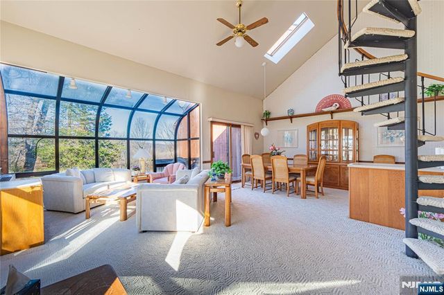 10 Augusta Drive 12, Vernon, NJ 07462