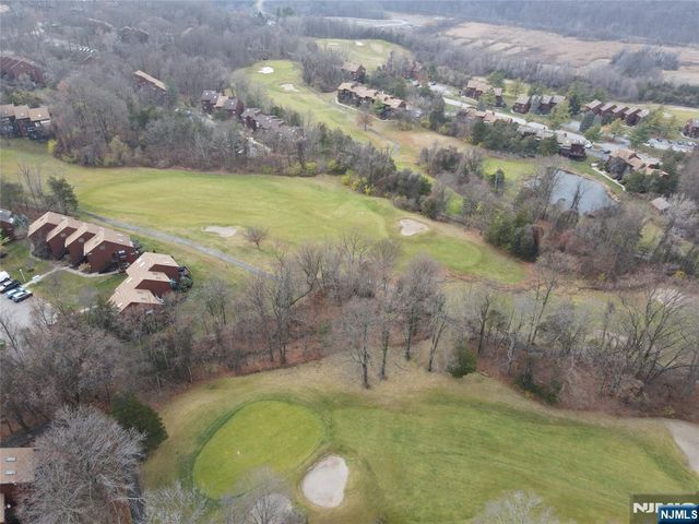 10 Augusta Drive 12, Vernon, NJ 07462