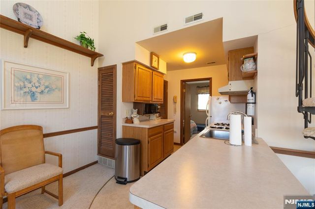 10 Augusta Drive 12, Vernon, NJ 07462